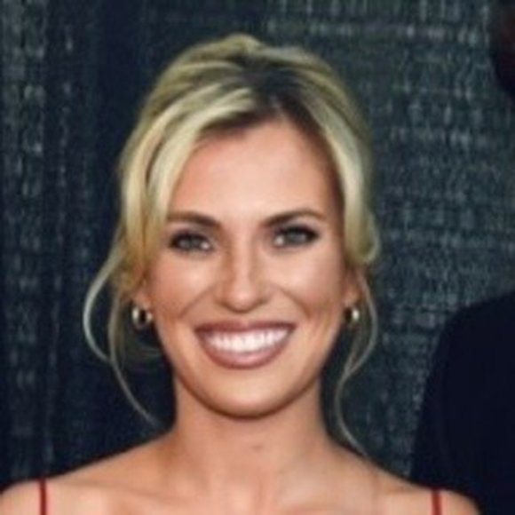 Meet your Posher, Annarose - Picture 1 of 1